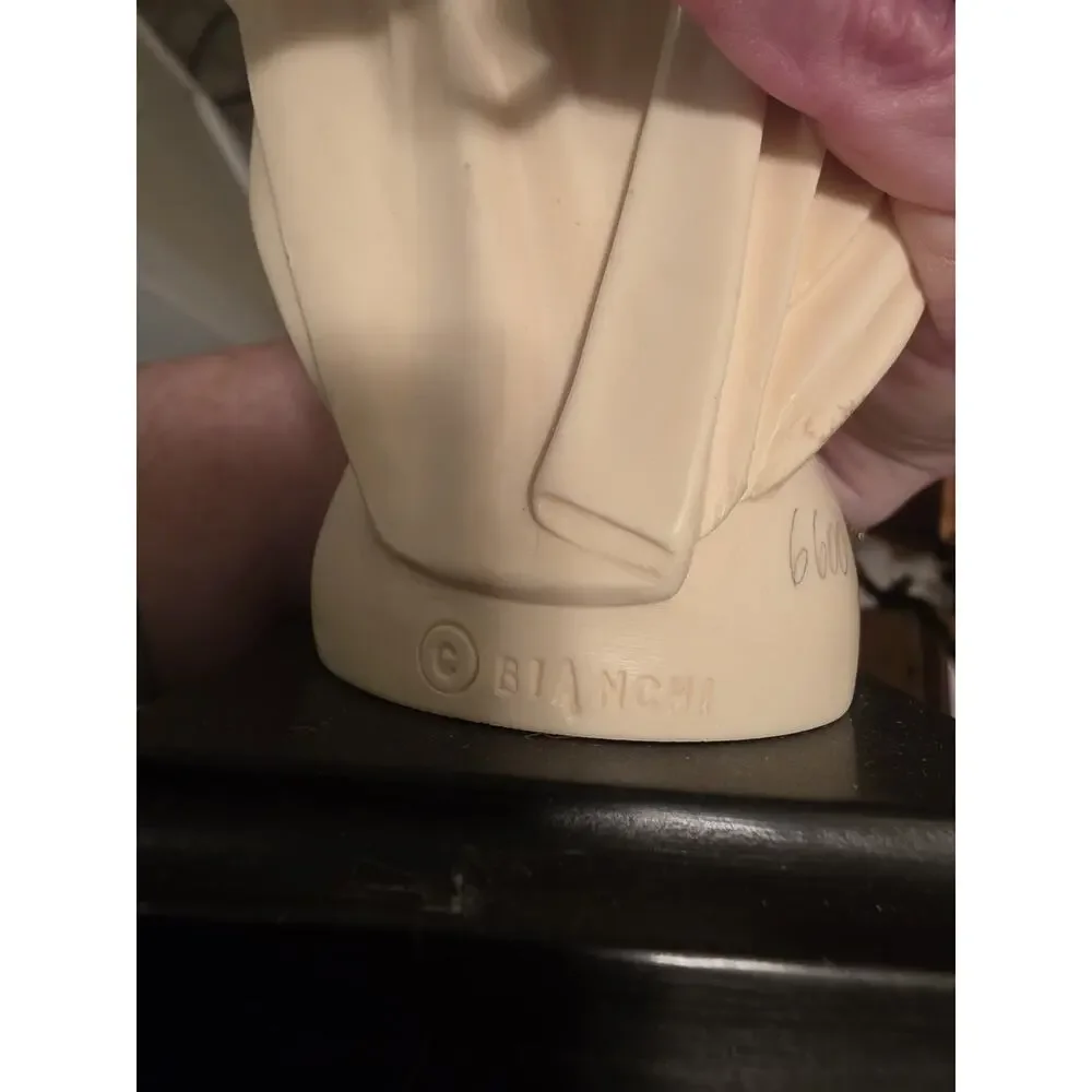 Vtg Bianchi Statue Virgin Mary Our Lady Madonna Wood Base Open Arms Italy